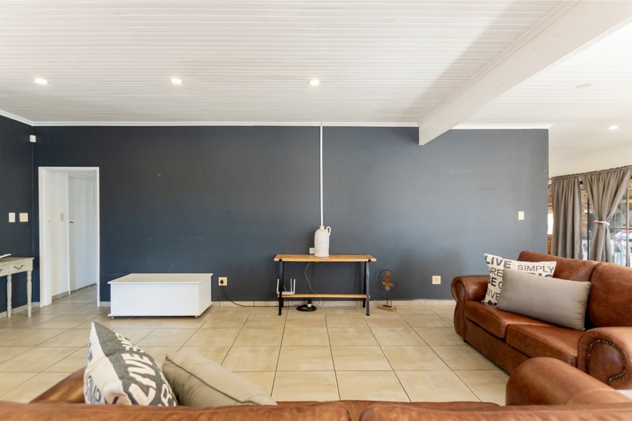 4 Bedroom Property for Sale in Laaiplek Western Cape